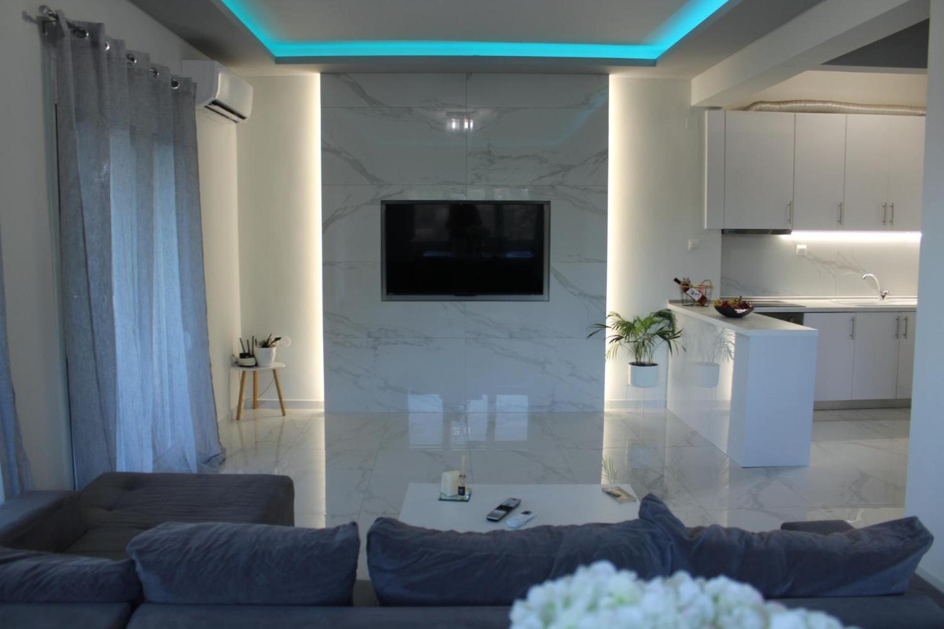 Riviera Penthouse Apartment ปาเลออน ซิฟลิคิออน ภายนอก รูปภาพ